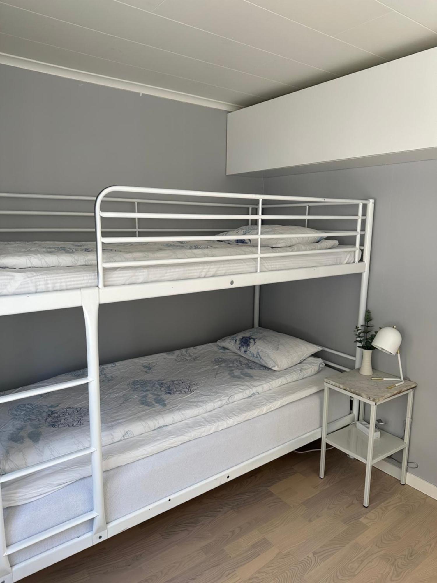 Stuga Med Havsutsikt Robertsfors Exteriér fotografie