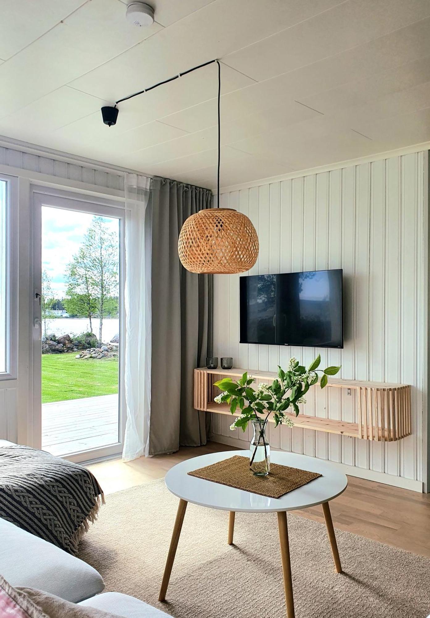 Stuga Med Havsutsikt Robertsfors Exteriér fotografie